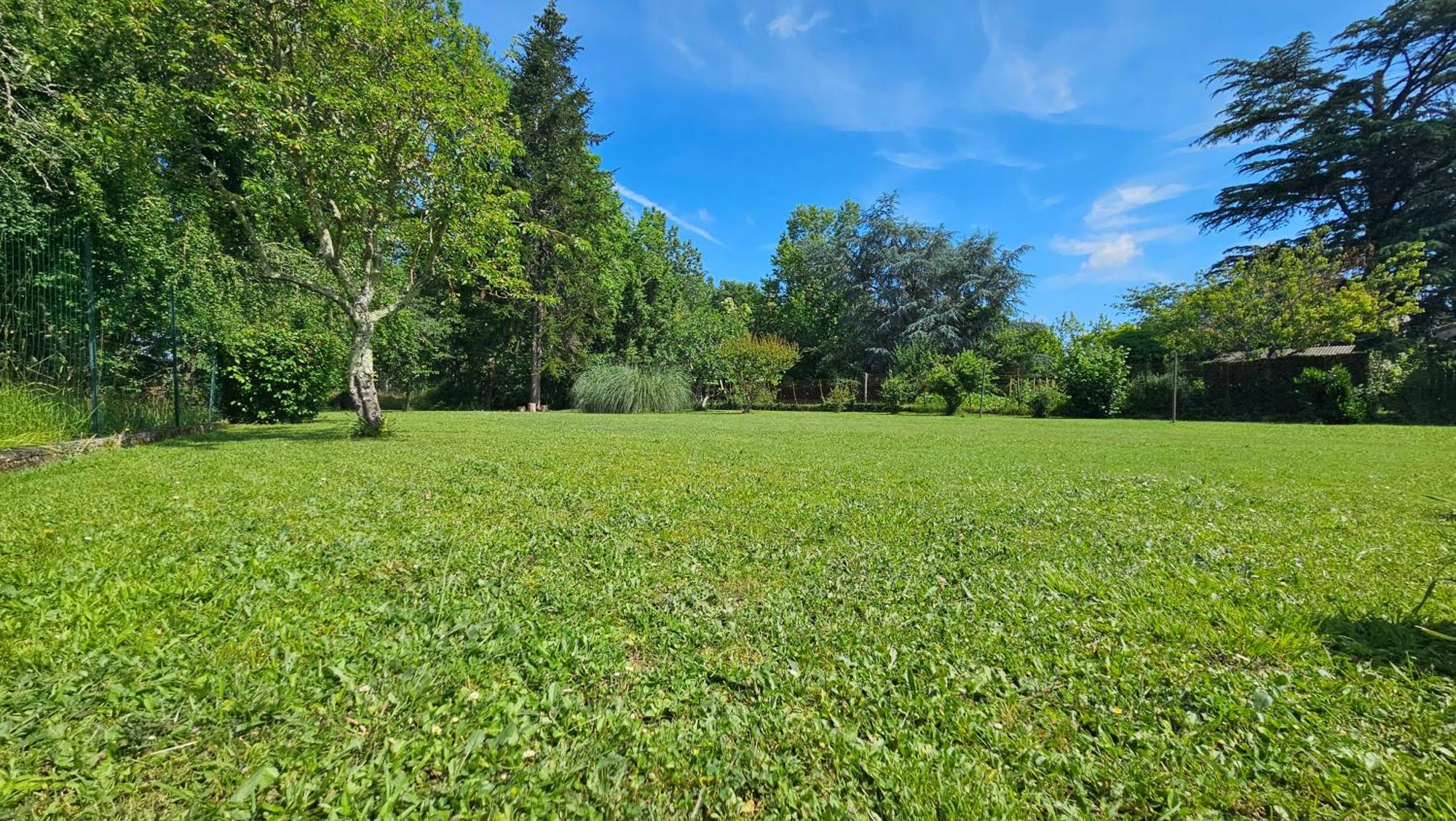 Chambres Et Gites Les Deux Chenes Pres De Bergerac Le Fleix Exteriér fotografie