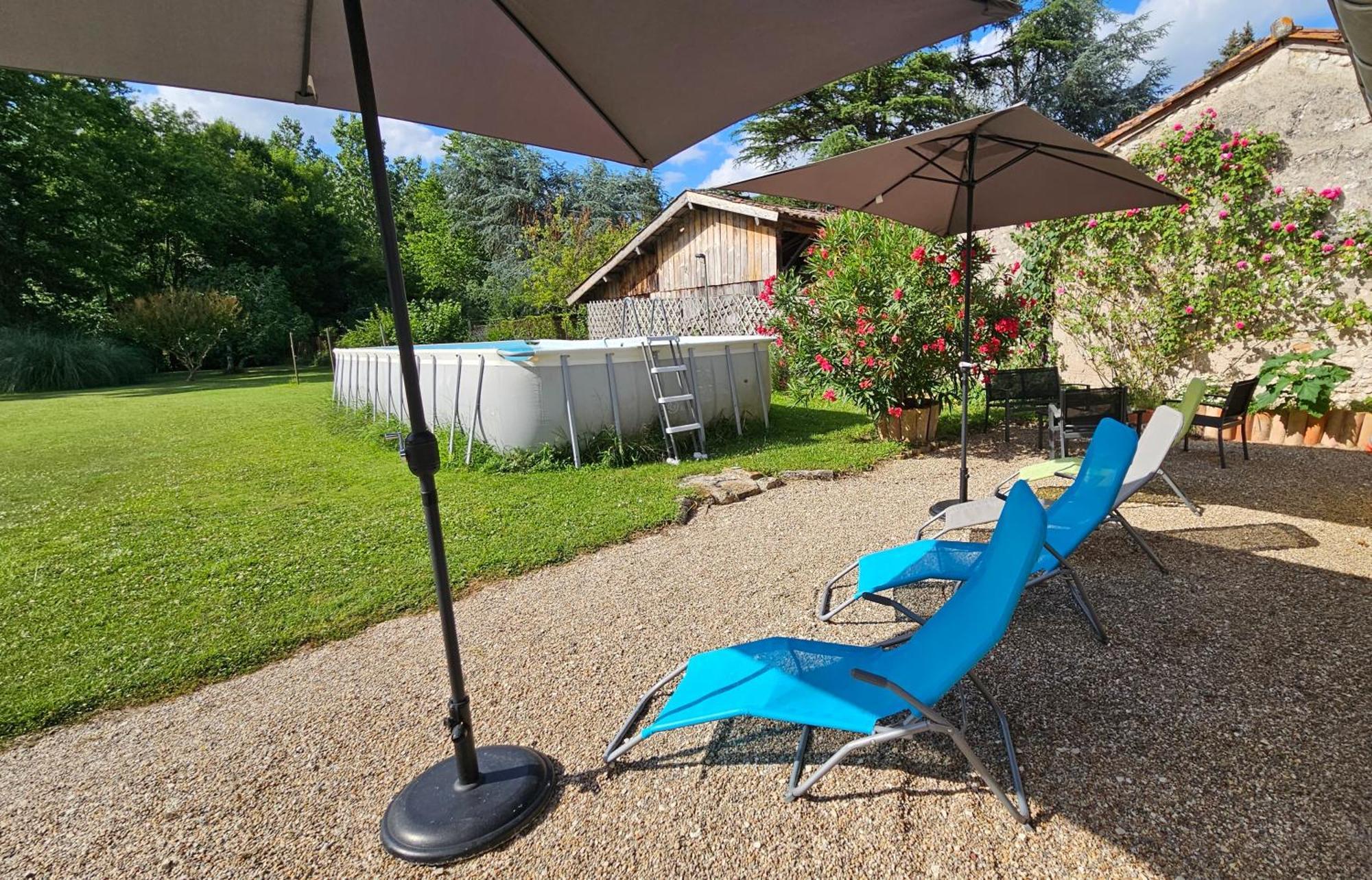 Chambres Et Gites Les Deux Chenes Pres De Bergerac Le Fleix Exteriér fotografie