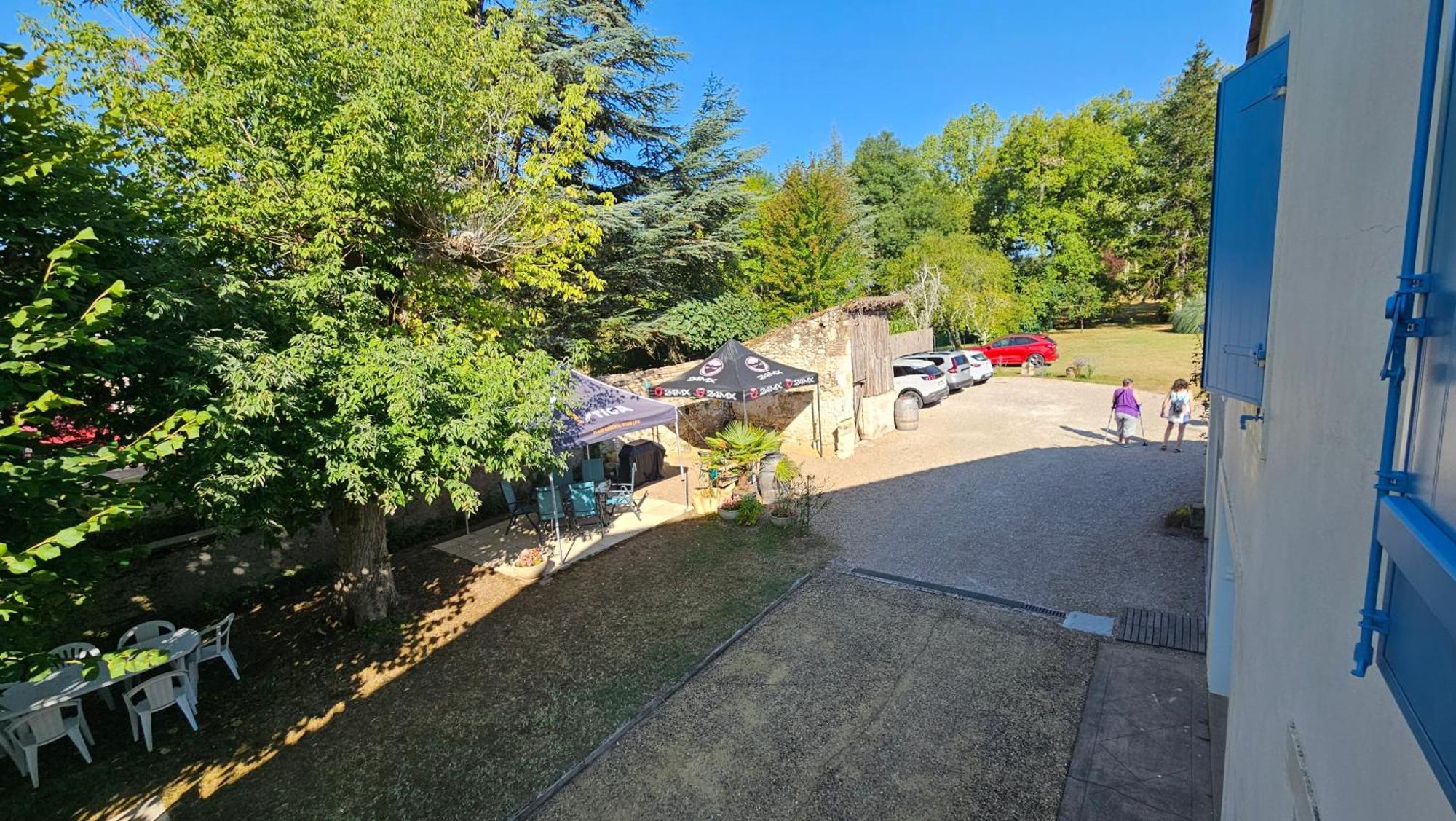 Chambres Et Gites Les Deux Chenes Pres De Bergerac Le Fleix Exteriér fotografie